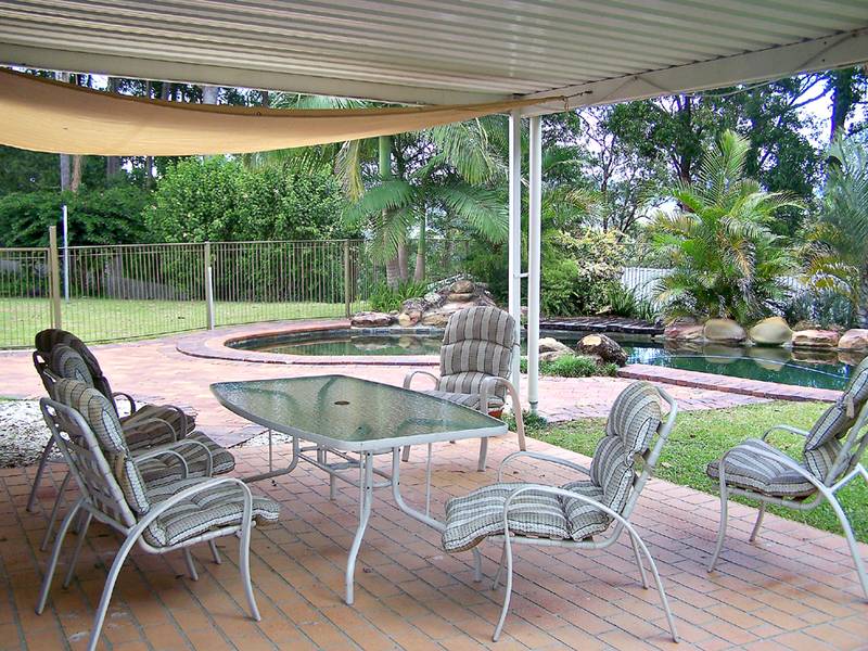 Acreage Home plus TWO BIG Sheds!! Picture