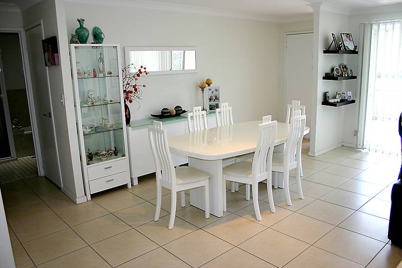 Downsizing or First Home Buyers - Reduced by $10,000! Picture 2