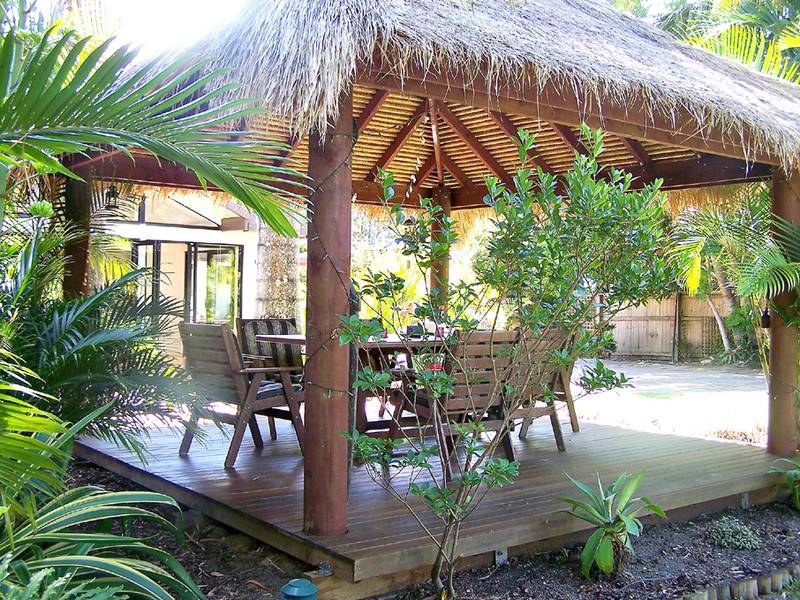 Main Creek Frontage - Entertaining & Lifestyle Picture 2