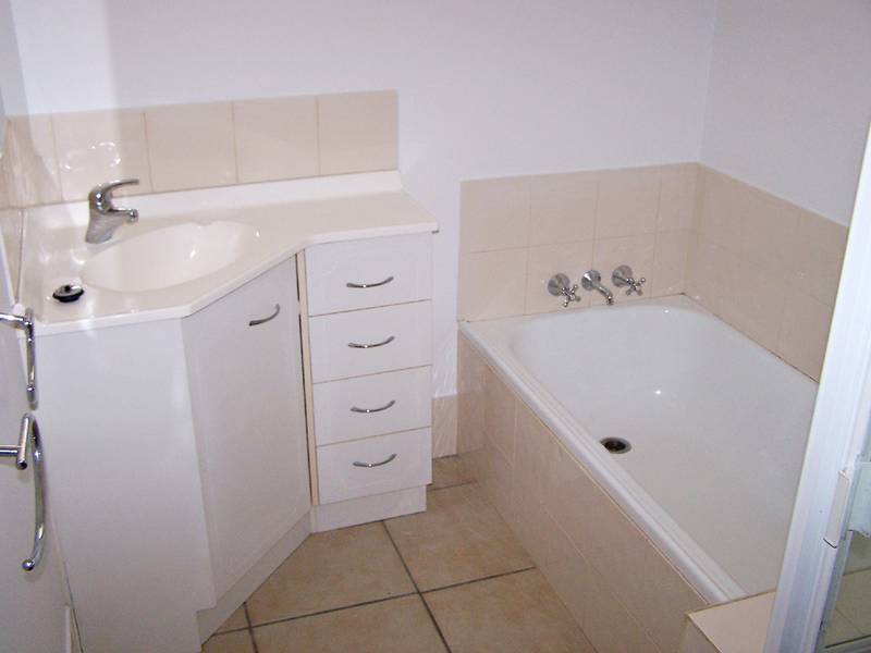 Liquidation Sale Picture 3