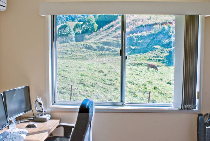 PRICE SLASHED FOR QUICK SALE Picture 2