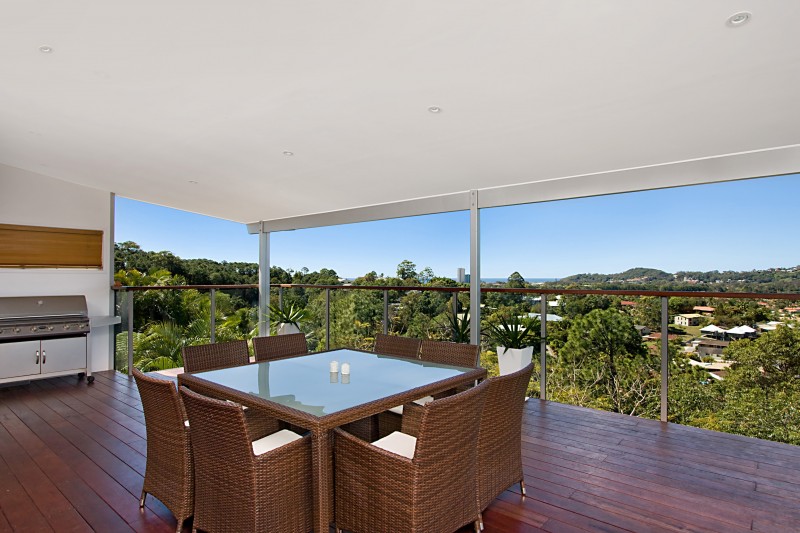 Chic & Modern with Ocean Views Picture 2