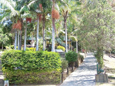 HOME & SELF CONTAINED UNIT Picture HOME & SELF CONTAINED UNIT Picture