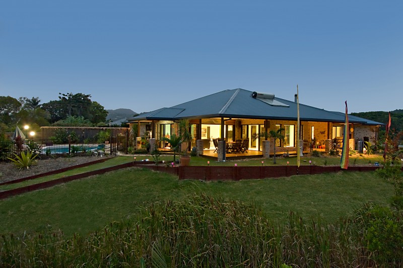 Currumbin Valley Acreage Picture 3