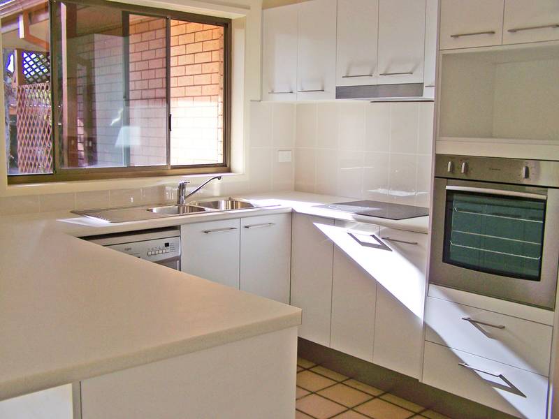 Over
55's - Pine Lake Village - Elanora Picture 1