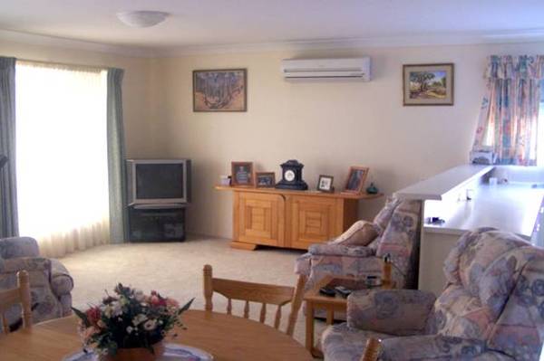 LOOK AT THIS! Picture 3