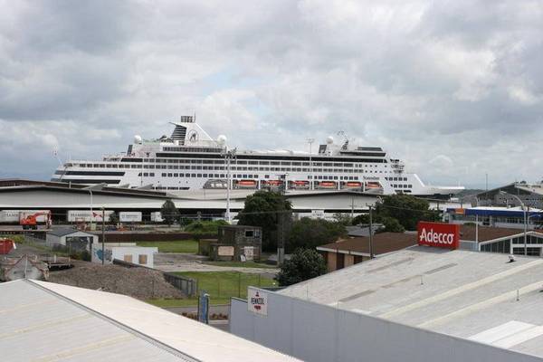 DOWNTOWN APARTMENT Picture 1