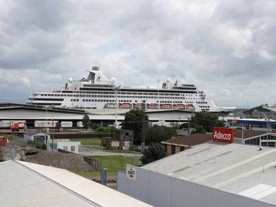 DOWNTOWN APARTMENT Picture DOWNTOWN APARTMENT Picture