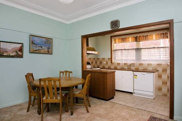 Live Opposite The Park! Picture