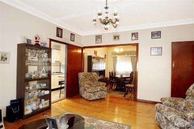 AUCTION THIS SATURDAY! Picture