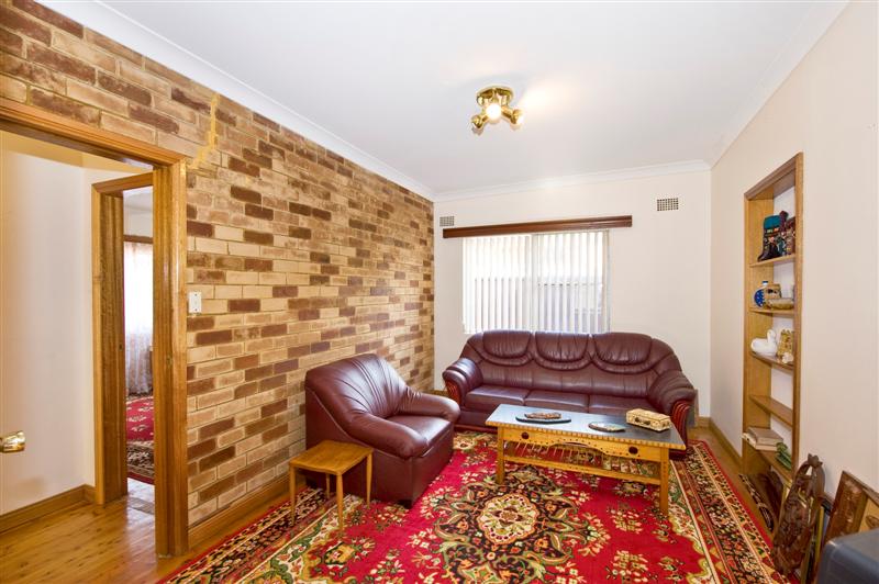 SOLD PRIOR TO AUCTION Picture 3