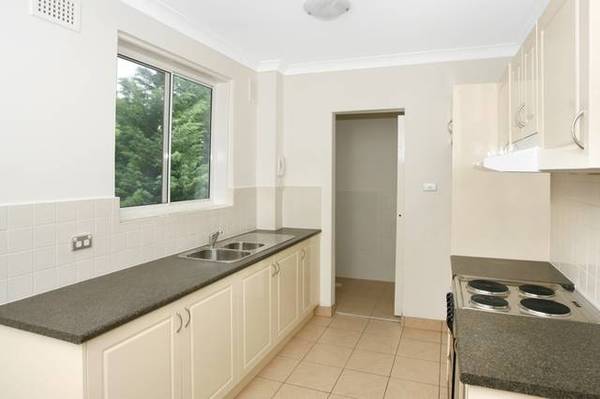 Three Double
Bedrooms! Picture 2