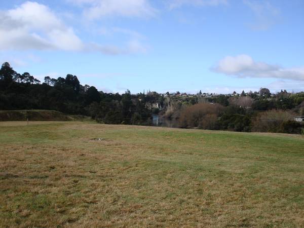 PICTURE PERFECT Picture 3