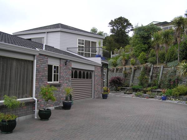 Love A Gracious Setting? Picture 3