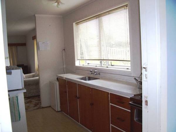 Add This Cutie To Your Rental Portfolio Picture 3