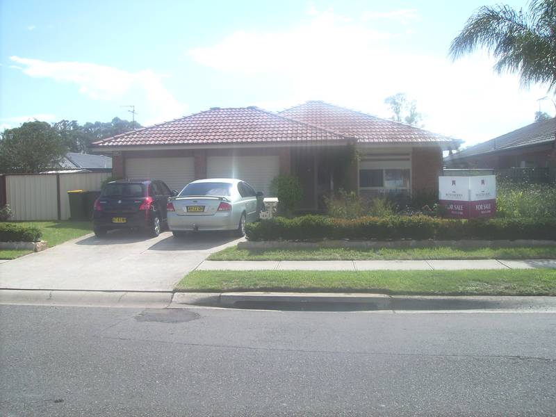 WHAT A GEM ! Picture 1