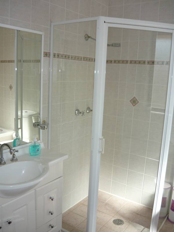 FIRST HOME BUYERS BE QUICK! Picture 3