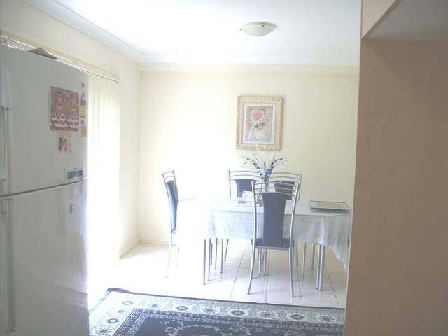 SPACIOUS HOME... Picture 3