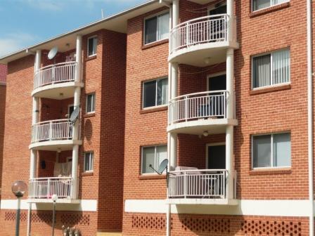 Spacious Open Plan Unit!! Approx 7% gross yield!! Picture 1