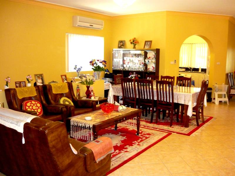 WHAT A STUNNER!!!!!! Picture 3