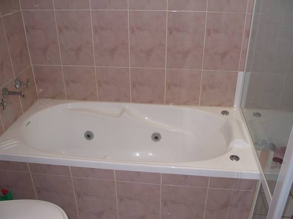 WOW... LOOK AT THIS!! DEPOSIT TAKEN Picture 3