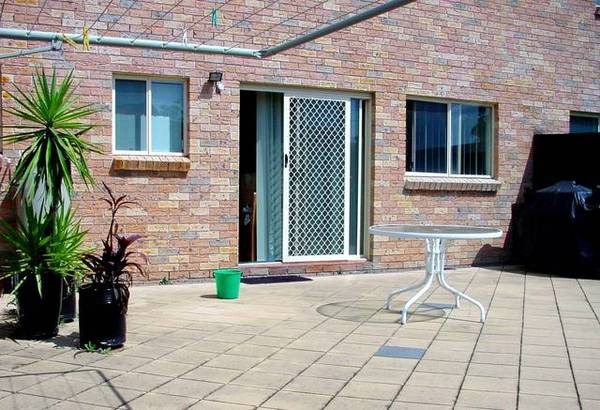 Beautifully presented two bedroom townhouse close to ALL amenities Picture 3
