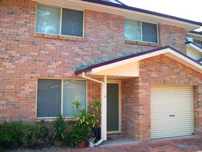 Beautifully presented two bedroom townhouse close to ALL amenities Picture