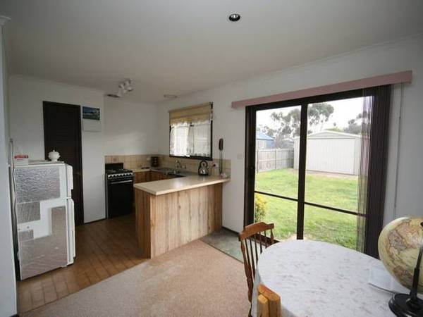 Lara Home Picture Lara Home Picture