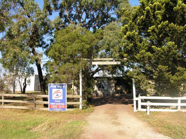 LARGE FAMILY OR TRUCKS Picture LARGE FAMILY OR TRUCKS Picture