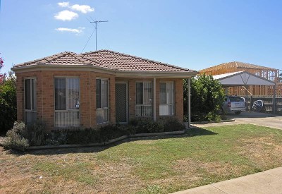 FIRST HOME BUYERS OR INVESTORS Picture