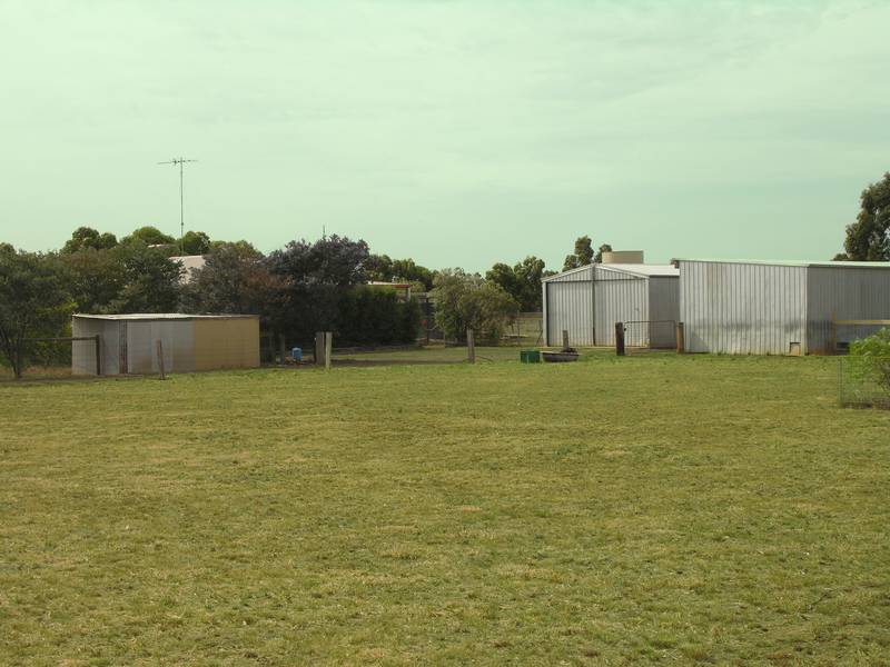 Your Country Lifestyle Awaits Picture 2