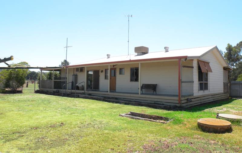 Your Country Lifestyle Awaits Picture 1