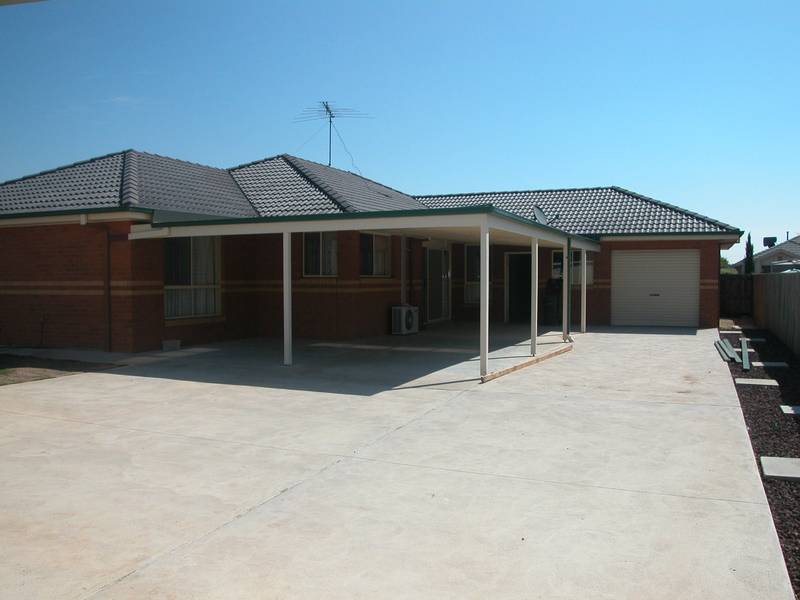 PLENTY OF ROOM FOR A LARGE FAMILY Picture PLENTY OF ROOM FOR A LARGE FAMILY Picture