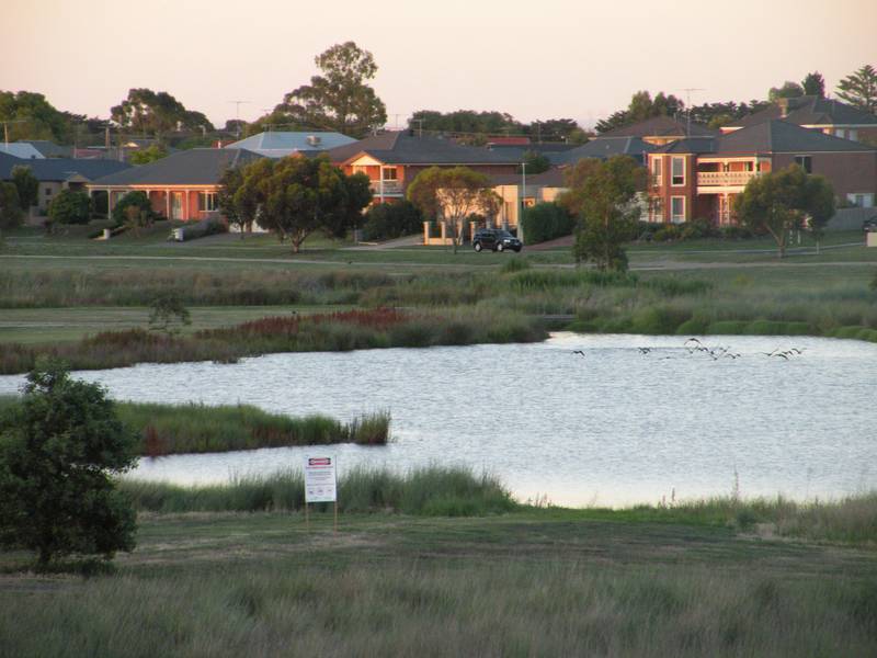 CANTERBURY LAKES ESTATE LARA STAGE 3 SELLING NOW! Picture 3