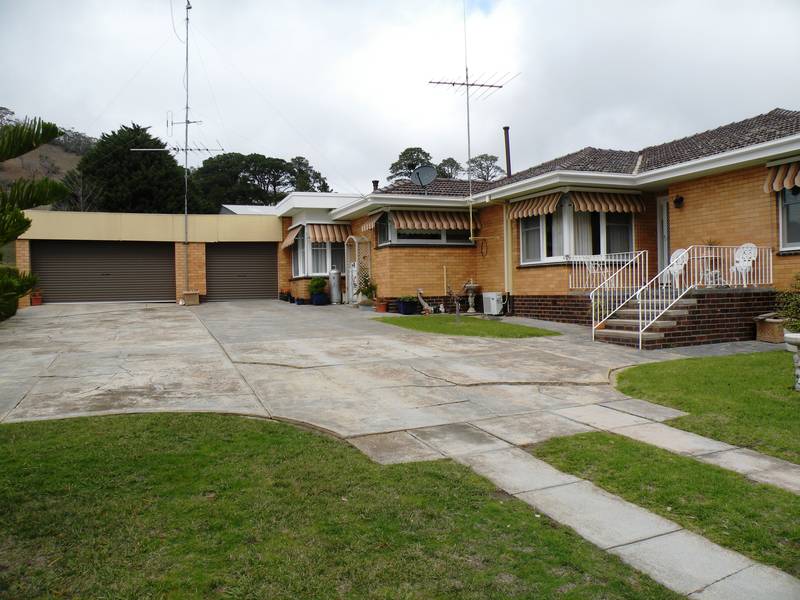 30 Glorious Acres (approx) Picture 2