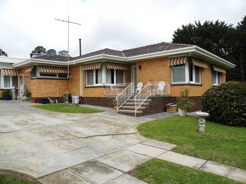 30 Glorious Acres (approx) Picture 3