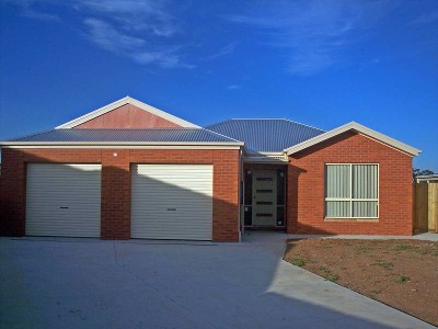 DO YOU LIKE POLISHED FLOOR BOARDS BRAND NEW?..... Picture DO YOU LIKE POLISHED FLOOR BOARDS BRAND NEW?..... Picture