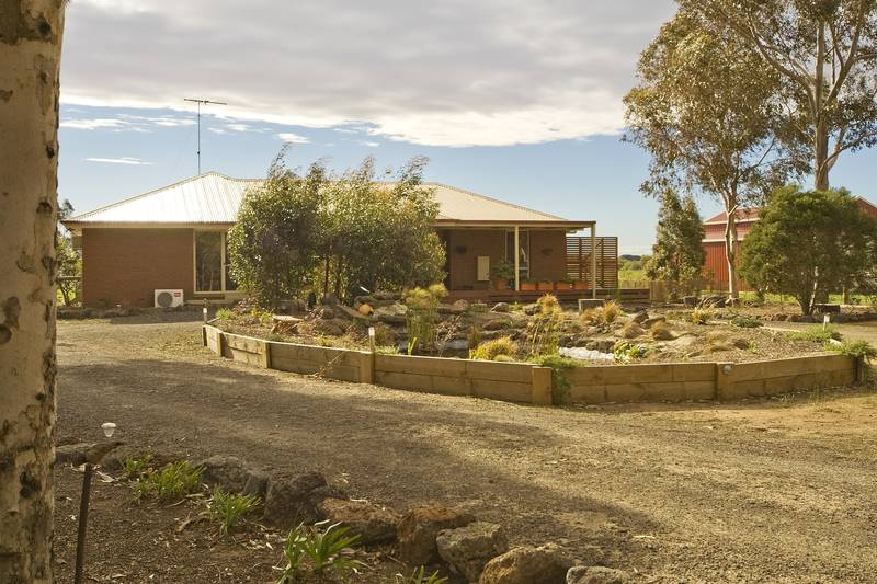 Vendor Says Sell!! Cheap Acreage - 24 sq Home Central Lara 5 Quality Acres Picture 1