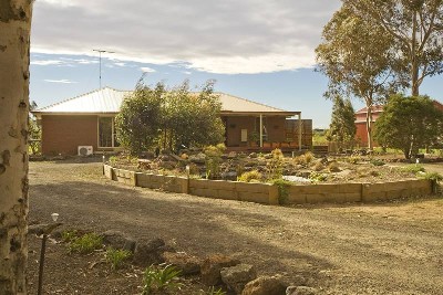 Vendor Says Sell!! Cheap Acreage - 24 sq Home Central Lara 5 Quality Acres Picture Vendor Says Sell!! Cheap Acreage - 24 sq Home Central Lara 5 Quality Acres Picture