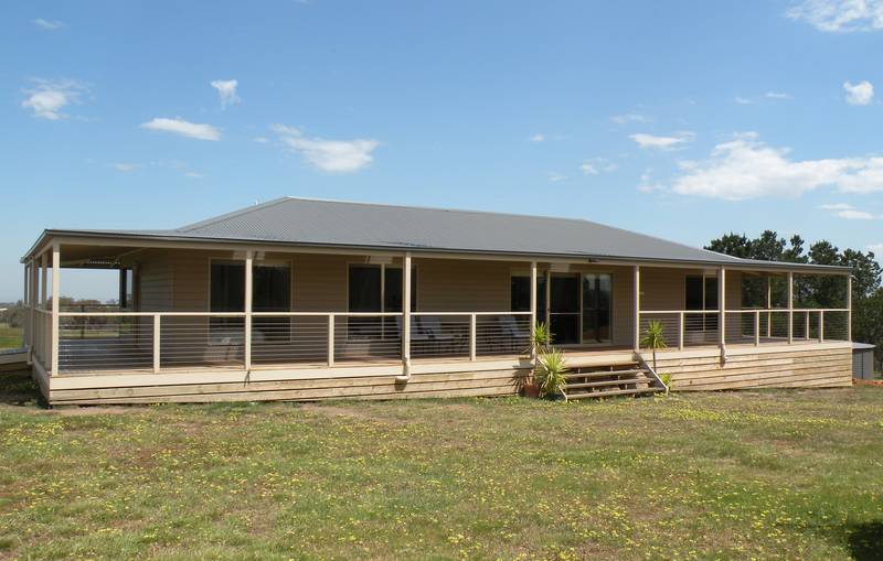 TRANQUILITY ON ESTABLISHED 20 ACRES Picture 1