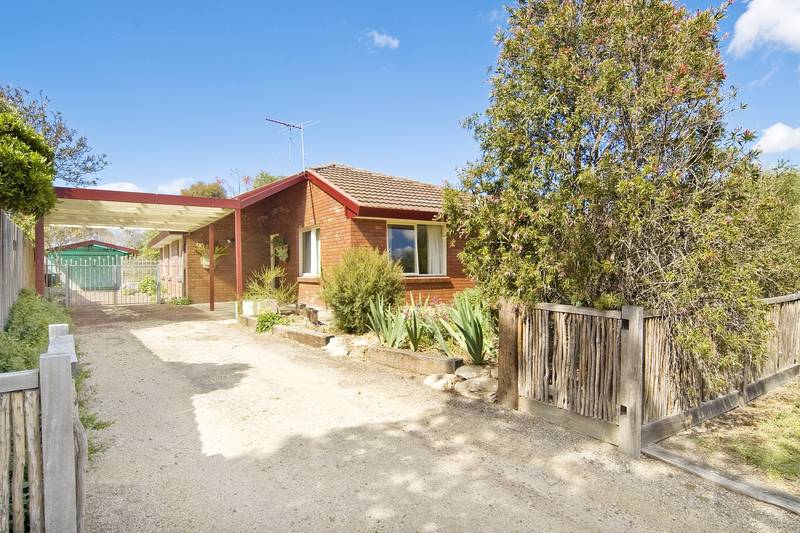 KEEN GARDENER OR INVESTOR Picture 1