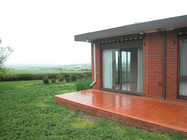 Lovely Banks Home Picture 1