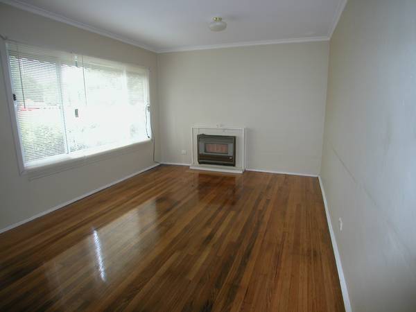 INVESTORS OR 1ST HOME BUYERS Picture 2