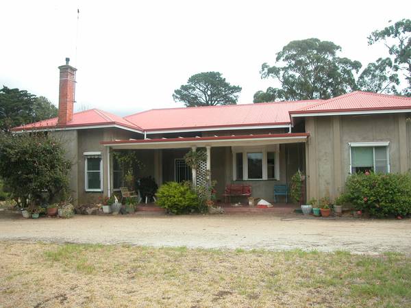 Anakie Home Picture 1