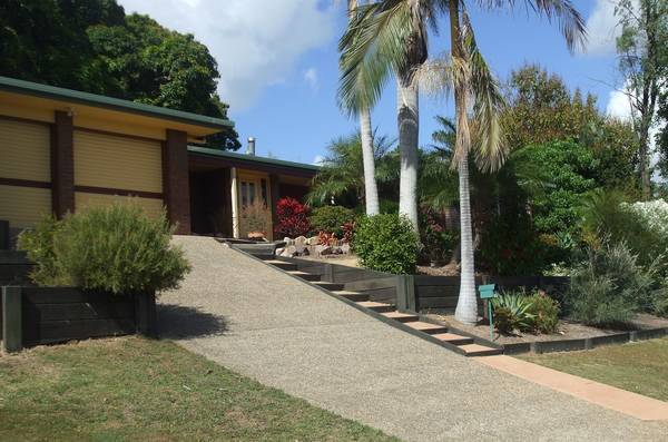 Nambour Heights Family Home Picture 1