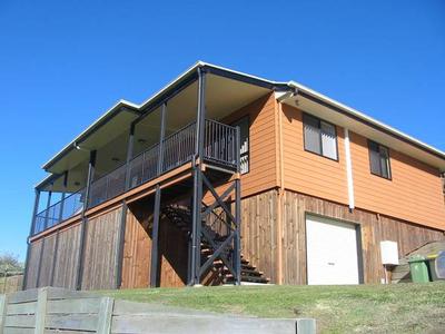 OPEN PLAN LIVING WITH VIEWS - PETS OK!!! Picture OPEN PLAN LIVING WITH VIEWS - PETS OK!!! Picture