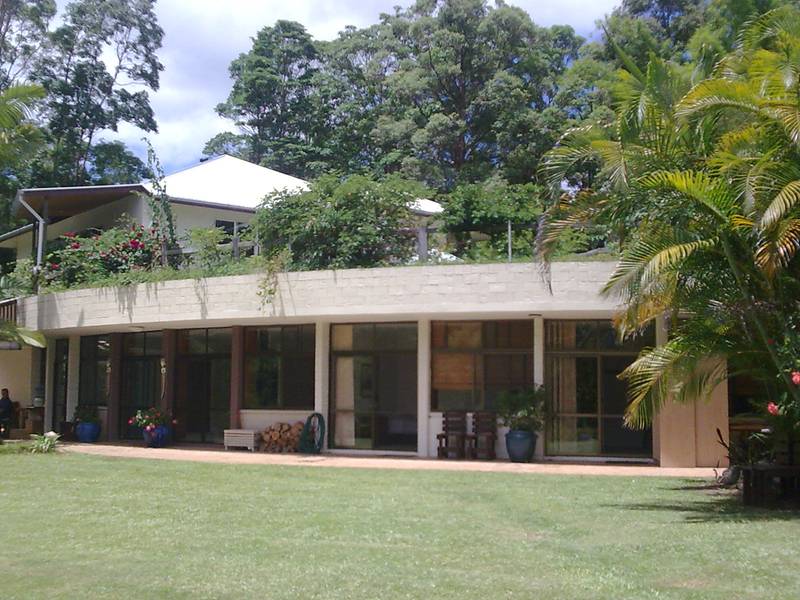 FREE POWER AND FREE MOWING Picture 2