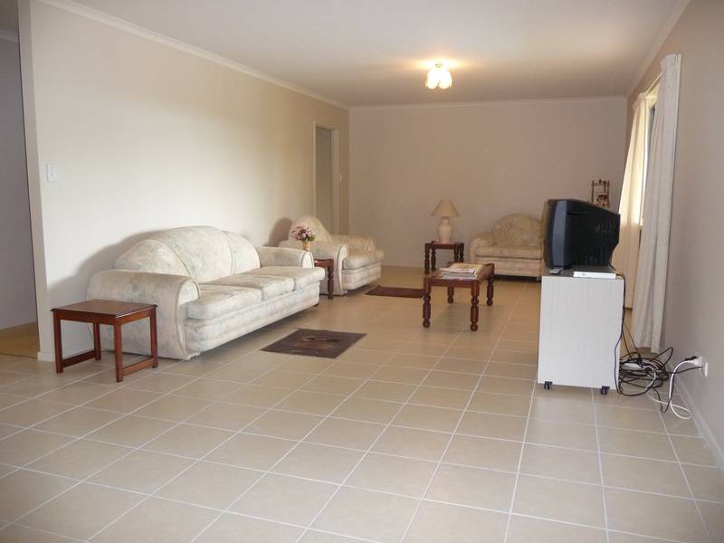 Value Opportunity - 2,356sqm In Coes Creek Picture 2