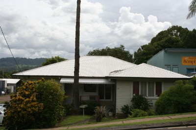 Family home close to town Picture