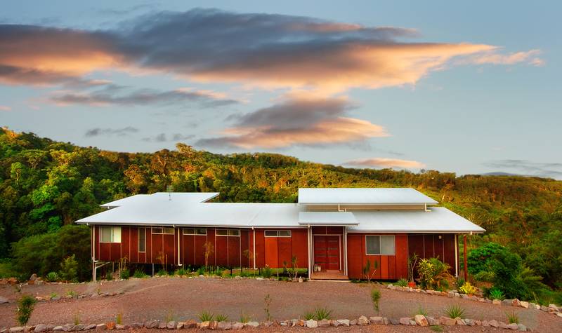 BREATHTAKING VIEWS, MAGNIFICENT HOME Picture 2